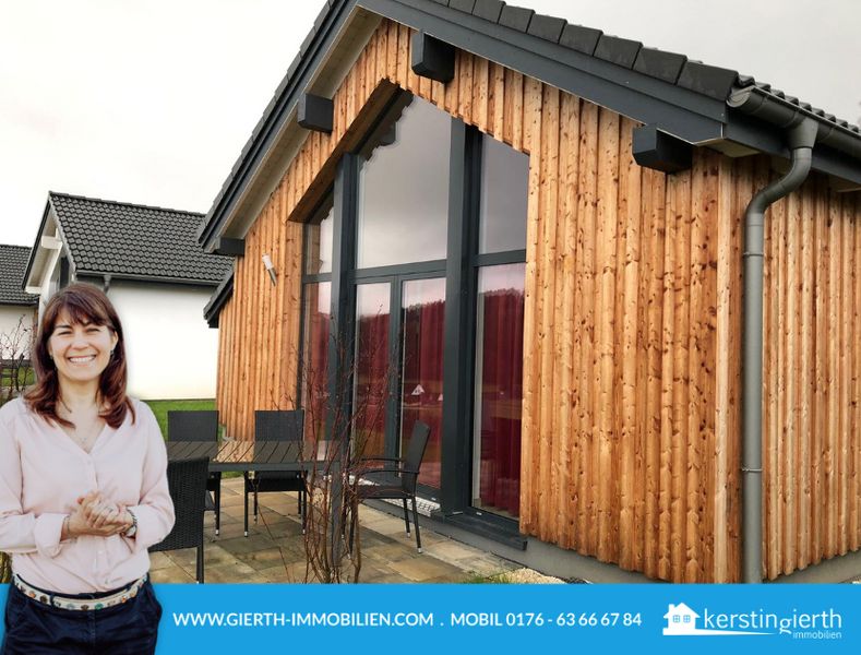 Wie ein kleines Haus: Freistehender Bungalow im Feriendorf Obernsees